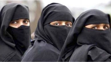 Photo of कर्नाटक के अल्पसंख्यक शिक्षण संस्थानों में भी हिजाब पहनने की अनुमति नहीं,अल्पसंख्यक कल्याण विभाग ने जारी किया सर्कुलर