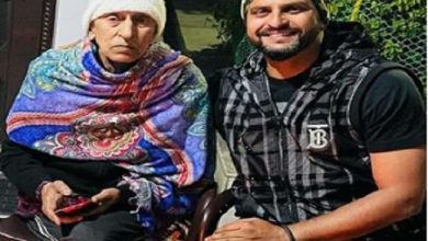 Photo of क्रिकेटर सुरेश रैना के पिता का निधन,कैंसर पीड़ित त्रिलोक चंद रैना ने घर पर ली अंतिम सांस