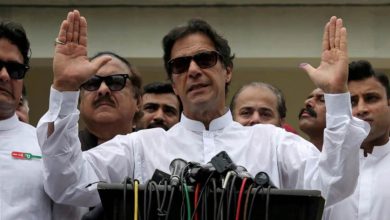 Photo of इमरान खान ने पाकिस्‍तान चुनाव आयोग के बाहर विरोध प्रदर्शन करने का किया ऐलान..
