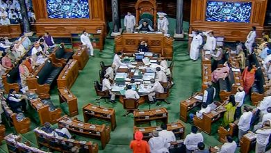 Photo of संसद में आज भी हो रहा हंगामा, विपक्षी दलों ने की महंगाई के अलावा अन्य कई मुद्दों पर चर्चा की मांग