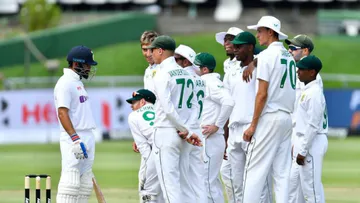 Photo of साउथ अफ्रीका को ऑस्ट्रेलिया ने पहले टेस्ट मैच की पहली पारी में किया ढेर, मेहमान टीम ने की अच्छी शुरुआत