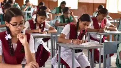 Photo of नकल के लिए बदनाम उत्तर प्रदेश के 169 कॉलेजों को माध्यमिक शिक्षा परिषद ने किया डिबार घोषित