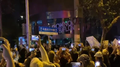 Photo of जीरो कोविड नीति की पोल खुलने के बाद बौखलाया चीन, विरोध प्रदर्शन करने वालों पर जमकर किया अत्याचार