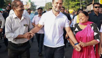 Photo of राहुल गांधी ने पार्टी नेताओं के साथ भारत जोड़ो यात्रा कुरुक्षेत्र से की शुरु, महिलाएं भी चलेंगी साथ