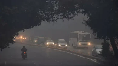 Photo of नए साल पर दिल्ली-एनसीआर में पड़ रही ज़बरदस्त ठंड, न्यूनतम तापमान 5.5 डिग्री तक गिरा