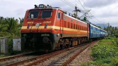 Photo of मौसम की मार और अन्य कारणों से बुधवार को इंडियन रेलवे ने 250 से ज्यादा ट्रेनें की कैंसल, जानें ..