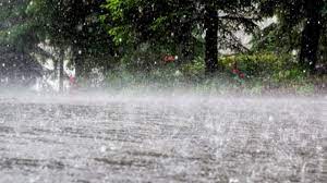 Photo of भारी बारिश के साथ केरल पहुंचा मानसून, जानें आपके राज्य में कब शुरू होगी बारिश