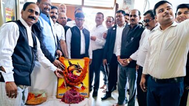 Photo of बरेली में अधिवक्ताओं ने श्रद्धापूर्वक मनाया महाराणा प्रताप का जन्मदिन, किया पुष्प अर्पण
