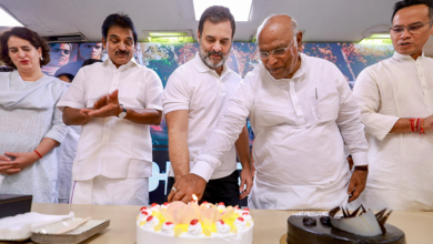 Photo of राहुल गांधी का जन्मदिन कांग्रेस मुख्यालय में धूमधाम से मनाया गया