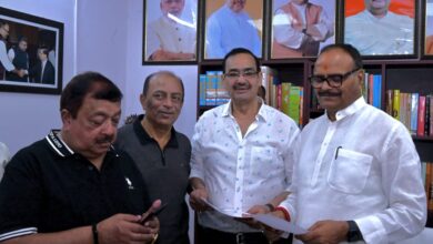 Photo of घर में दुकान खोलने की अनुमति पर व्यापारियों ने जताई खुशी, उप मुख्यमंत्री से की मुलाकात