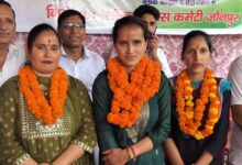Photo of उत्तराखंड पंचायत चुनाव में निर्दलीयों का दबदबा, सीता देवी की जीत बनी चर्चा का केंद्र