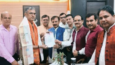 Photo of अवैध ई-रिक्शा पर रोक लगे, ट्रैफिक सुधरे: संदीप बंसल
