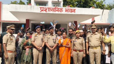 Photo of लखनऊ पुलिस और जीआरपी ने दिवाली से पहले लौटाईं खुशियां