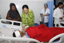 Photo of छात्र हॉस्टल में मिला बेहोश, अस्पताल ले जाते समय तोड़ा दम