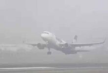 Photo of दिल्ली-NCR में घना कोहरा, हवाई यातायात प्रभावित