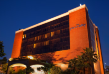 Photo of न्यू ईयर 2026 का जश्न: गाला डिनर, लाइव बैंड और आकर्षक पैकेज के साथ भव्य आयोजन