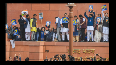 Photo of संसद में हंगामे के बीच महंगाई और बेरोजगारी पर तीखी बहस