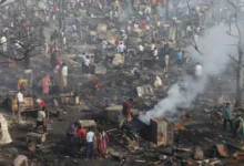 Photo of विकास नगर में भीषण आग, 200 से अधिक झुग्गियां जलकर राख, 1000 से ज्यादा लोग बेघर