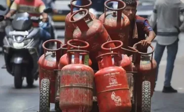 Photo of महंगाई और LPG पर चर्चा तेज, आम जनता पर बढ़ा बोझ