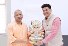 Photo of सीएम से मिले बरेली के महापौर, 17 नगर निगमों में विकास को मिलेगी नई दिशा