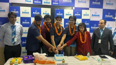 Photo of JEE Main 2026 में आकाश सहारनपुर का शानदार प्रदर्शन, 5 छात्रों ने 99+ परसेंटाइल हासिल किए
