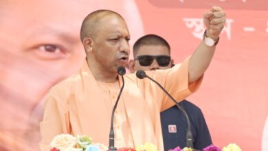 Photo of दमदम में योगी के रोड-शो में उमड़ा जनसैलाब