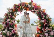 Photo of माइकोनोस में निकिता–ऋषि की डेस्टिनेशन वेडिंग, भारतीय-ग्रीक परंपराओं का संगम