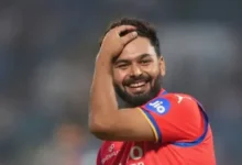 Photo of लखनऊ में IPL का रोमांच: ऋषभ पंत का चला जादू, मैच एकतरफा होते ही स्टेडियम हुआ खाली