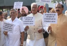 Photo of पंजाब की सांप्रदायिक सद्भावना तोड़ने की साजिश कर रही आप : सुनील जाखड़