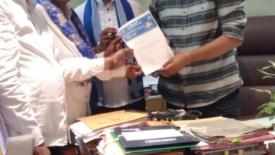 Photo of Bhim Army Bharat Ekta Mission ने सड़क निर्माण को लेकर नगर आयुक्त को सौंपा ज्ञापन