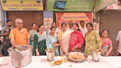 Photo of बड़े मंगल पर कायस्थ सेवा समिति ने लगाया विशाल भंडारा