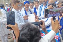 Photo of ललिता गौतम हत्याकांड की सीबीआई जांच की मांग को लेकर भीम आर्मी का धरना