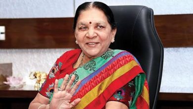 Photo of सार्वजनिक जीवन में मर्यादा बनाए रखें : राज्यपाल आनंदीबेन पटेल
