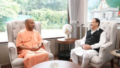 Photo of सीएम योगी ने केंद्रीय मंत्री जेपी नड्डा से की शिष्टाचार भेंट