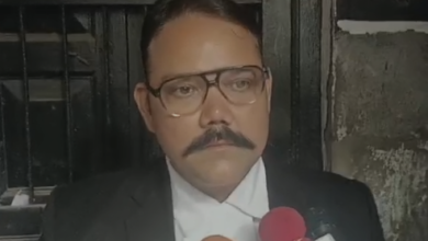 Photo of बुजुर्ग महिलाओं की संपत्ति पर डॉक्टर का कब्जा, dm से न्याय की गुहार।